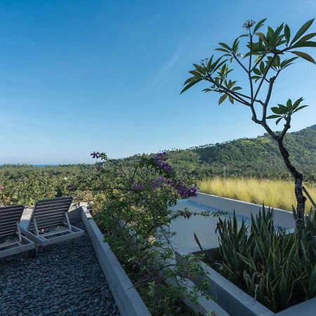 Svarga Resort Lombok Senggigi Exterior photo
