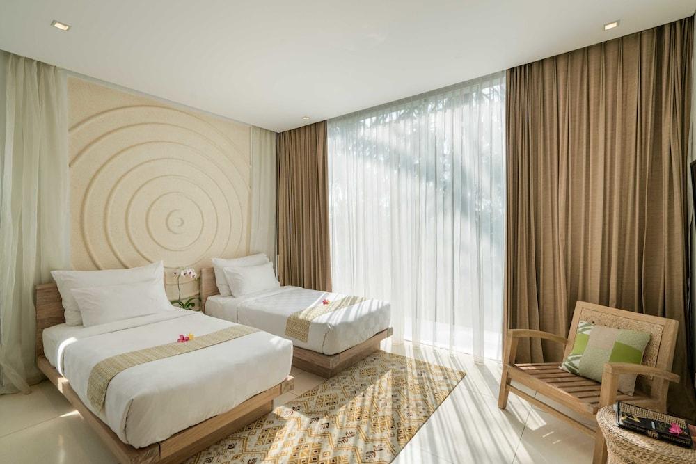 Svarga Resort Lombok Senggigi Exterior photo