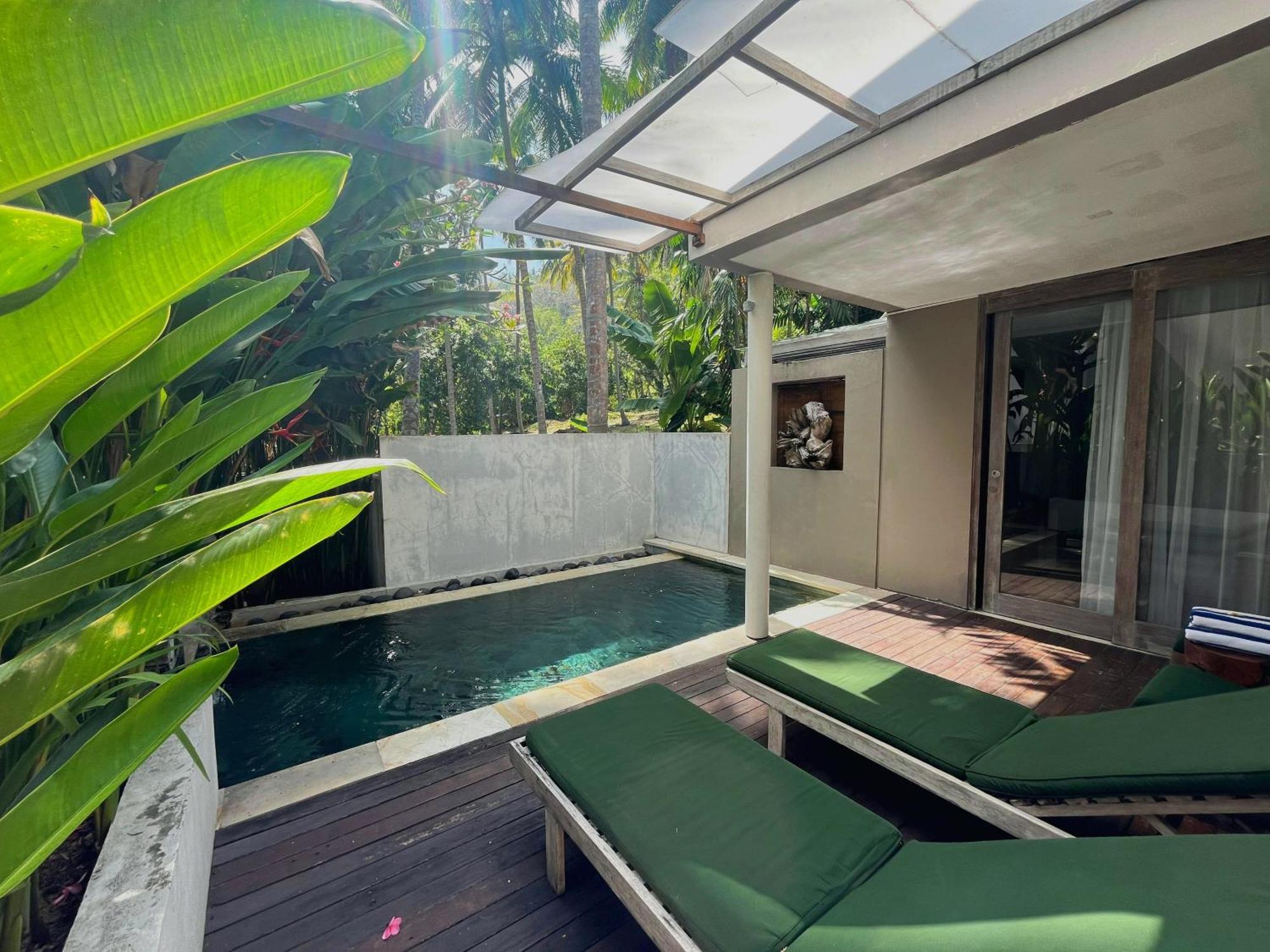 Svarga Resort Lombok Senggigi Exterior photo